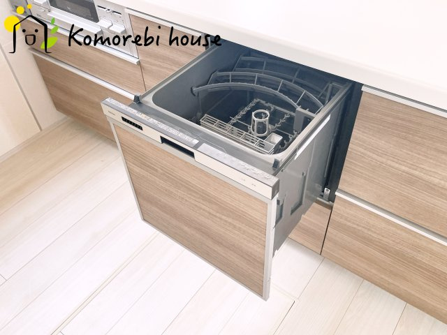 上尾市瓦葺　新築一戸建て　ブルーミングガーデン　01のキッチン|キッチンです