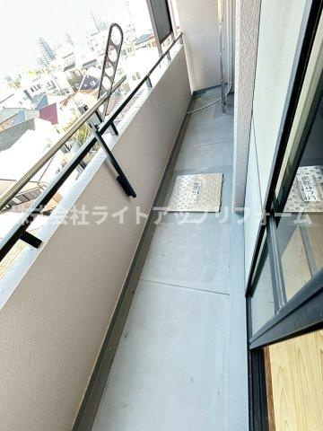 サンリッジ湊川のバルコニー