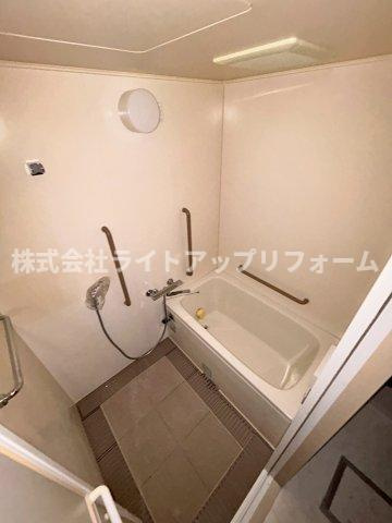 サンリッジ湊川の浴室