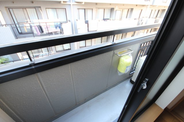 【バルコニー】