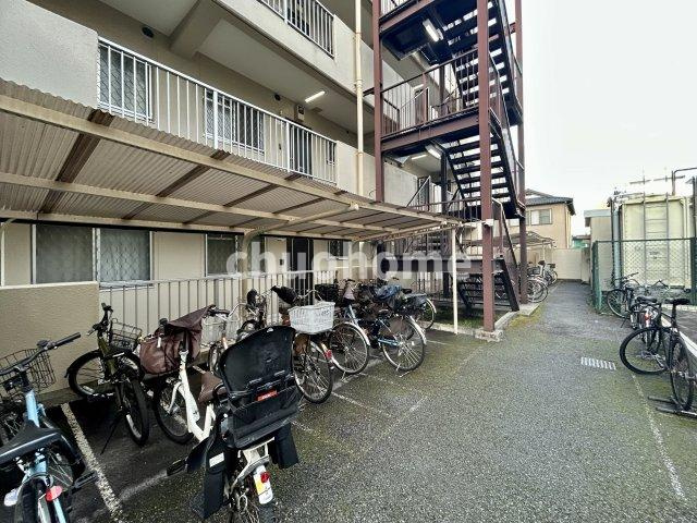 エンゼルハイム立石の駐輪場|【自転車置き場】最新の空き状況や費用などの詳細は担当スタッフまでお問い合わせください。