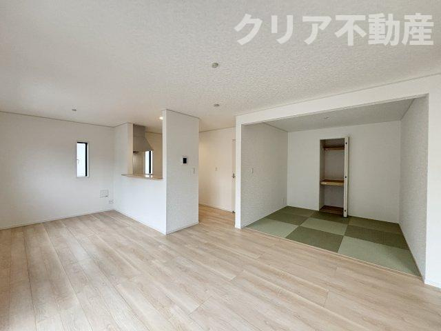 【居間・リビング】 | 高崎市金古町第16　4号棟平屋