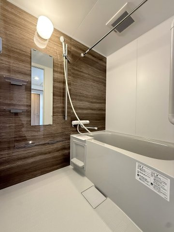 エバ・メゾン本郷通リーヴ・ノールの浴室