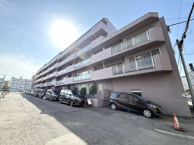 エバ・メゾン本郷通リーヴ・ノールの外観