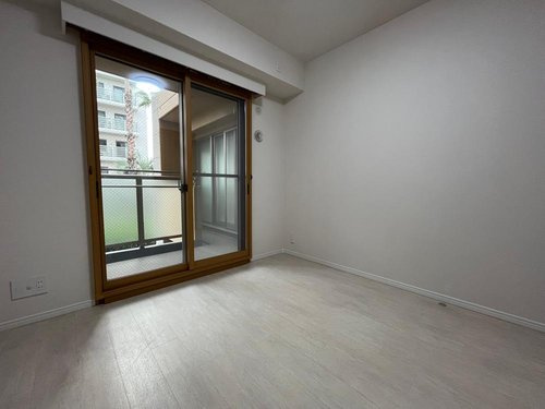 ルイシャトレ香櫨園の洋室