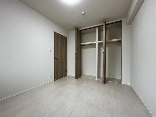 ルイシャトレ香櫨園の洋室