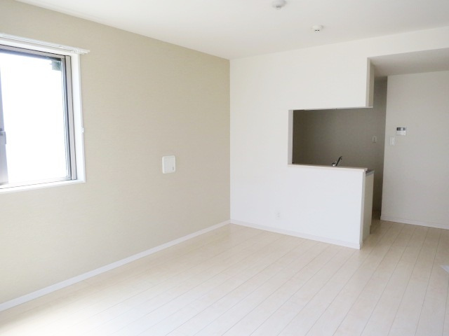 リブリ・桜レジデンスの居間・リビング|広々としたお部屋です！