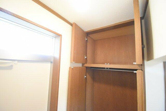 川崎市多摩区登戸のアパートの収納|同物件別部屋参考写真です。