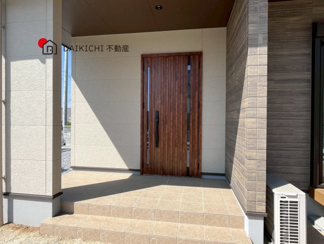 【玄関】 | 加須市南篠崎　中古戸建　