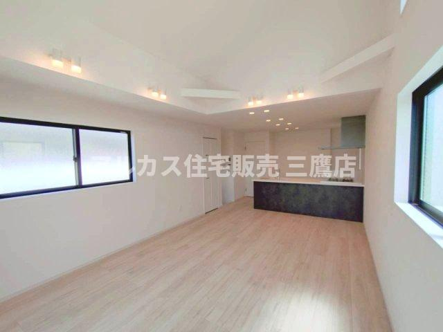 中央線 東小金井駅 徒歩19分 新築戸建 小金井市緑町３丁目の居間・リビング