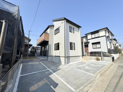 【前面道路含む現地写真】 | 平塚市ふじみ野二丁目　限定１棟　新築住宅
