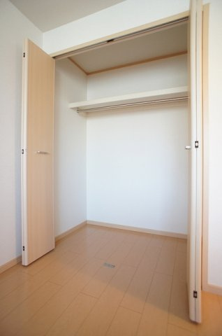 ヴィラ　アンソレイユの収納