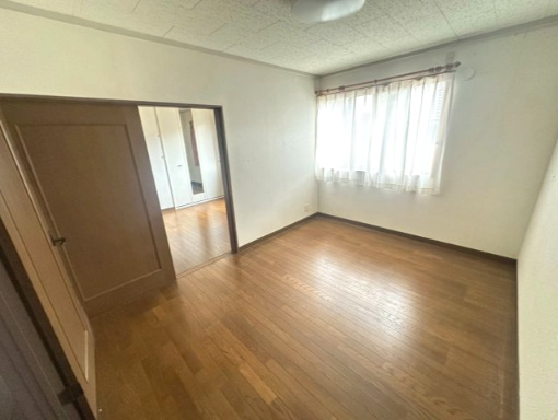 港町　中古戸建の洋室|2階 洋室