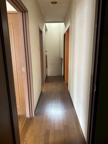 港町　中古戸建の内装|2階 廊下