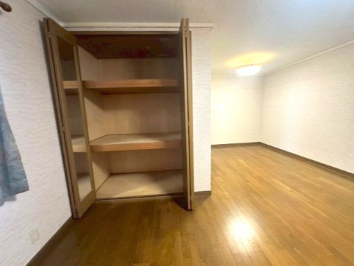 港町　中古戸建の寝室|2階 主寝室