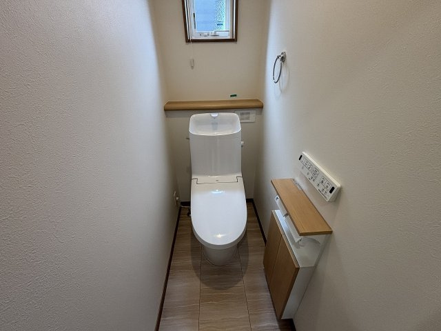 川中島町原 新築建売２号棟のトイレ