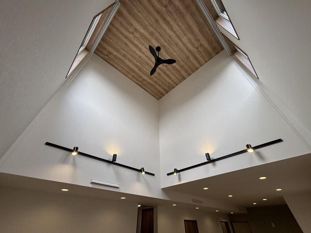 川中島町原 新築建売２号棟の居間・リビング