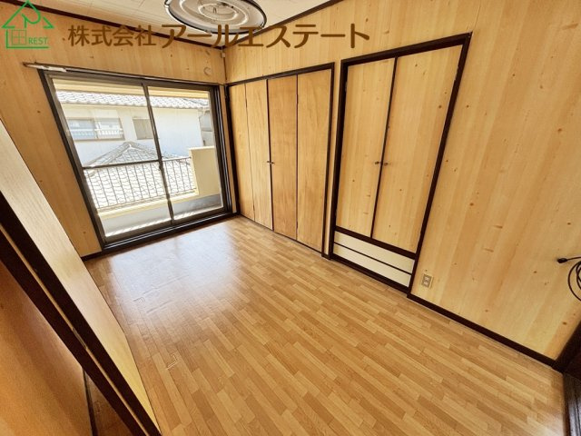 姫路市緑台２丁目　中古戸建の洋室