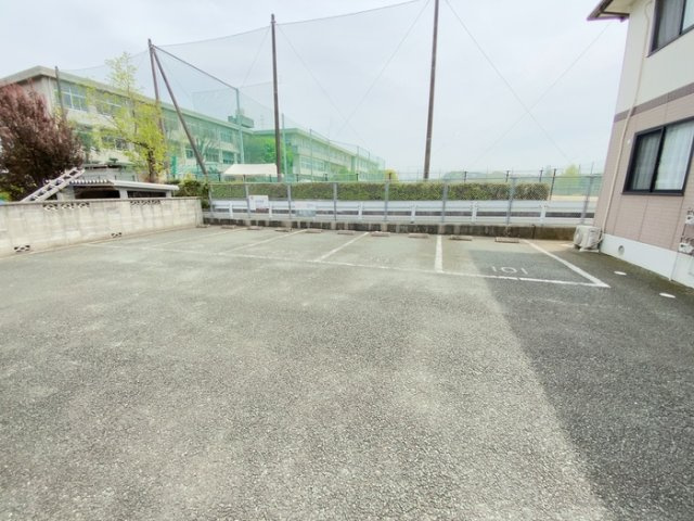 セジュールトキの駐車場