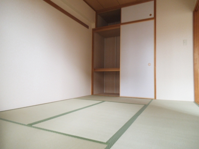 モアステージ赤羽の和室|寛ぎの和室スペース！