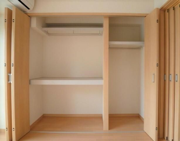 アヴェニュー高島の収納