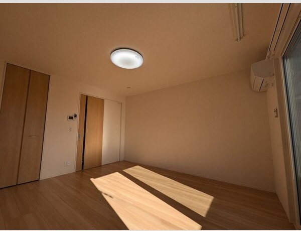 D-room茜部の内装