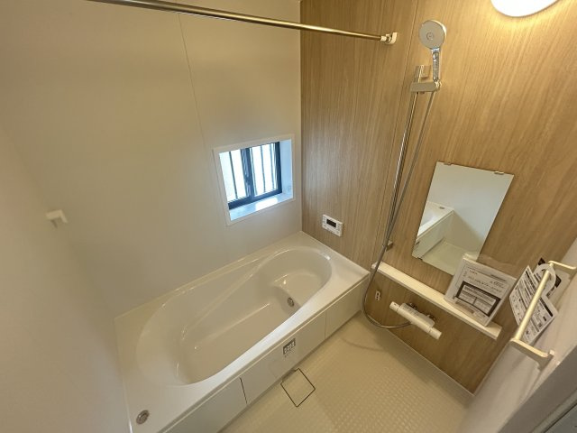 久保田町3丁目　新築戸建ての浴室