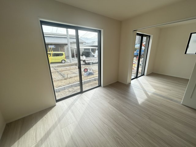久保田町3丁目　新築戸建ての居間・リビング