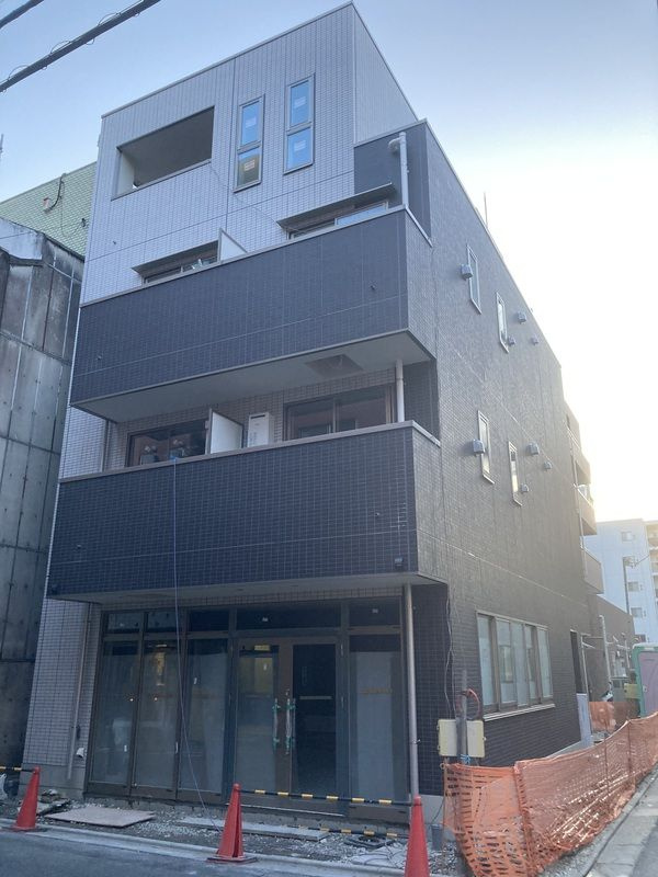 シャルム両国の外観