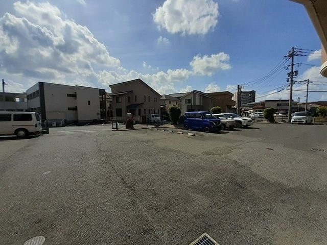 【駐車場】 | グランド・コスモ | カースペースがあります
