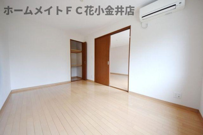 【洋室】 | サンセリテ