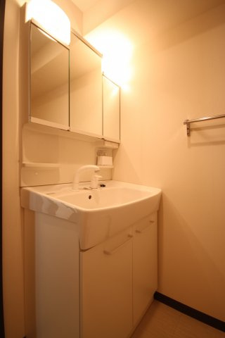 【独立洗面台】