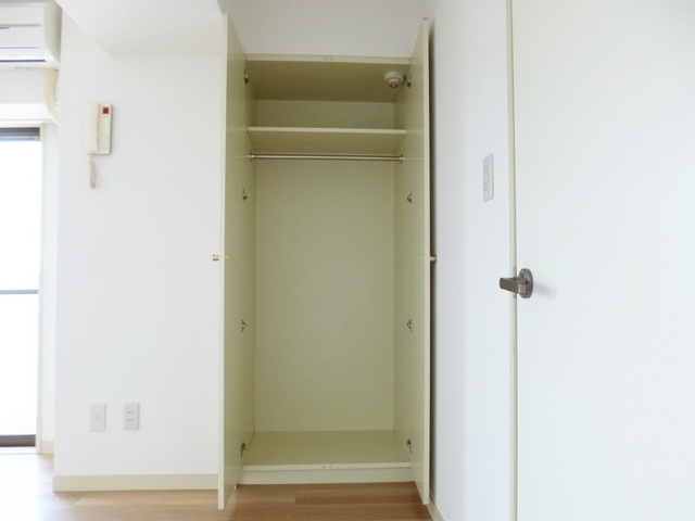 シャロン神谷陸橋の収納|バッチリ収納スペースもございます