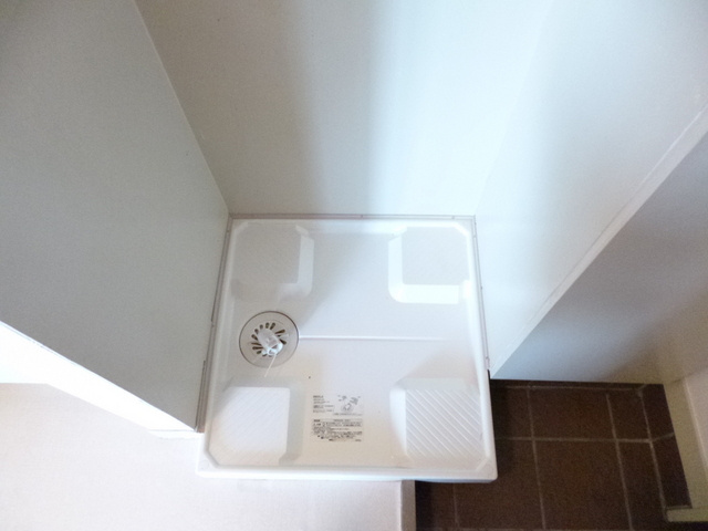 シャロン神谷陸橋の設備|室内洗濯機置場です