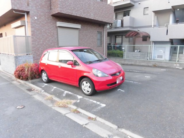 ジュネスト1番館のエントランス