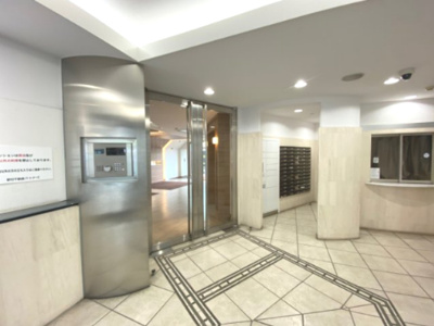 【エントランス】 | プライムアーバン中目黒Ⅱ | 清潔なエントランスです