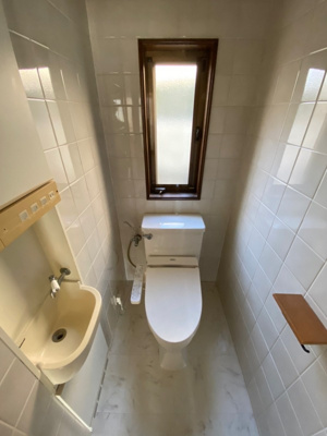 【トイレ】 | 中野貸家 | コンパクトで使いやすいトイレです