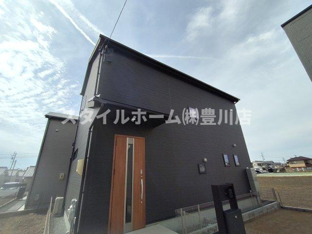リナ―ジュL豊川市本野町