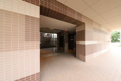 【外観】 | PREMIUM CUBE G 三軒茶屋 | 外観もきれいです