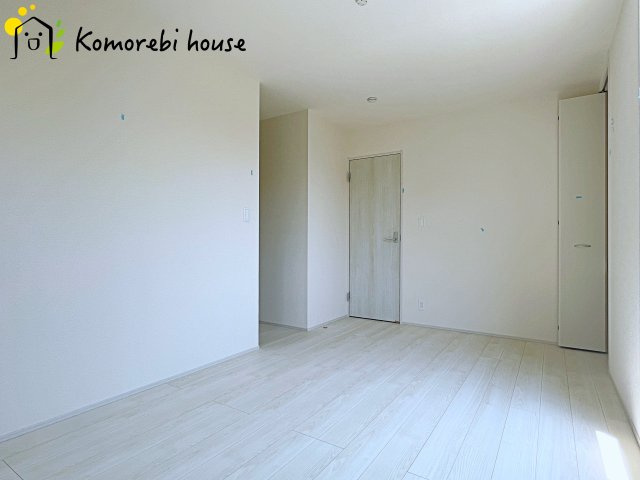 上尾市瓦葺　新築一戸建て　リーブルガーデン　01の寝室|26.7.26　撮影済み