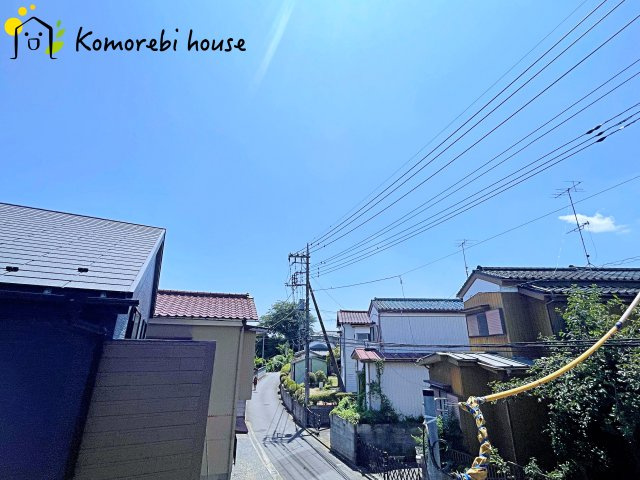 上尾市瓦葺　新築一戸建て　リーブルガーデン　01の前面道路含む現地写真|26.7.26　撮影済み