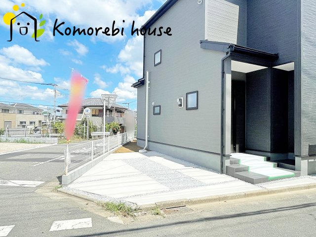 上尾市瓦葺　新築一戸建て　リーブルガーデン　01の駐車場|26.8.6　撮影済み
