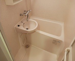 【浴室】 | 新品家具付きマンション目黒7(KaGood東京) | お風呂で日々の疲れを落としましょう