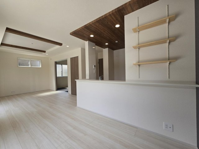 【居間・リビング】 | 平塚市達上ケ丘　全２棟　新築住宅