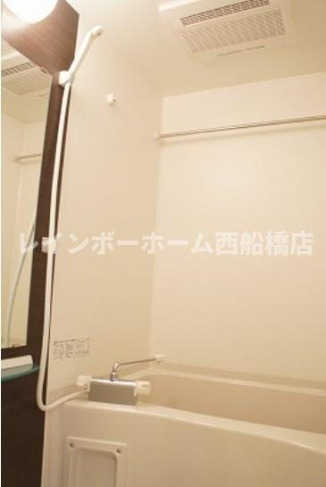 リブリ・ニューフィールドの浴室