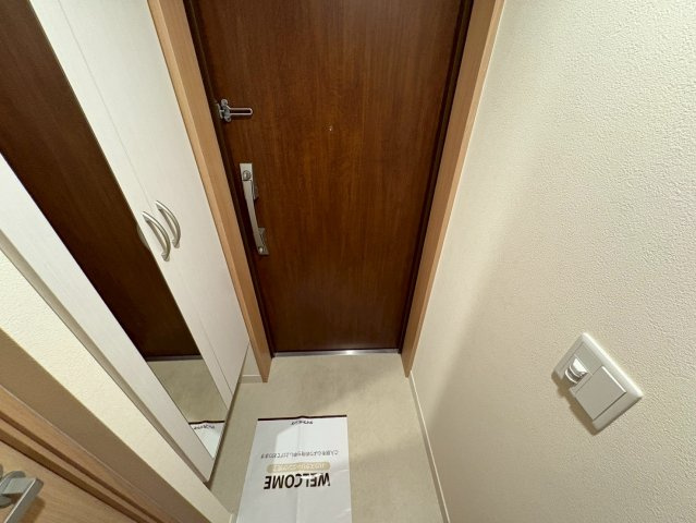 プレミアム菱屋西の玄関