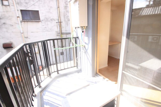 プレミアム菱屋西のバルコニー