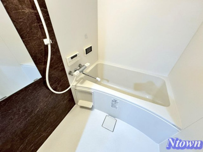 【浴室】 | Ampio庄内通伍番館 | 落ち着いた空間のお風呂です