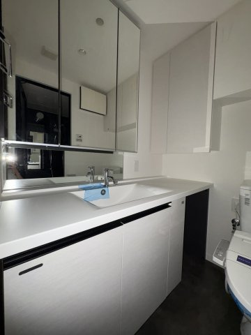 【独立洗面台】