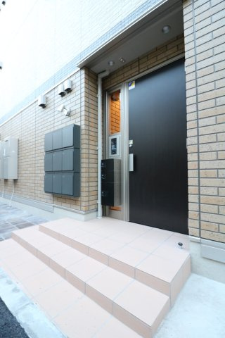 【エントランス】